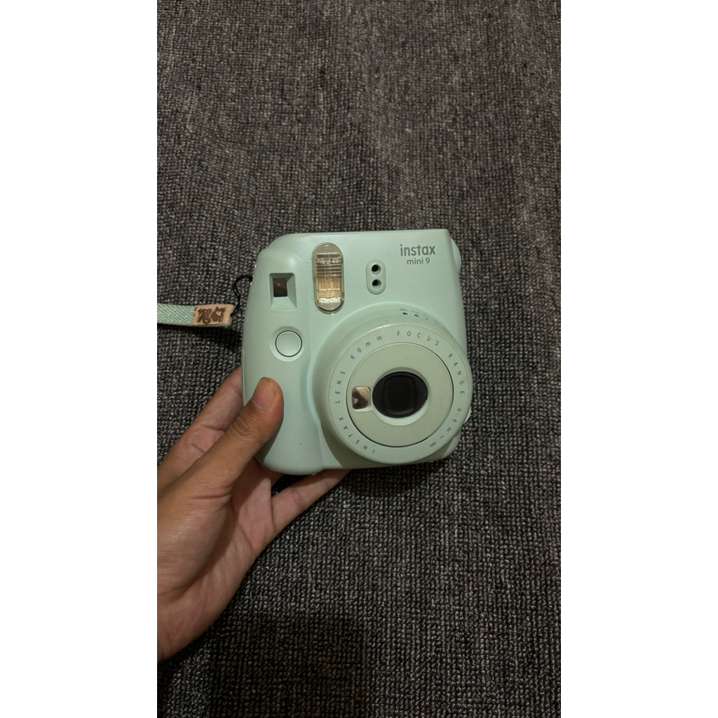 PRELOVED INSTAX MINI 9