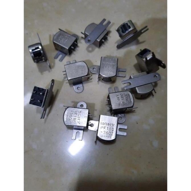 Head Stereo ORI SONY FERRITE Tape Deck Kaset Pita NOS Japan.