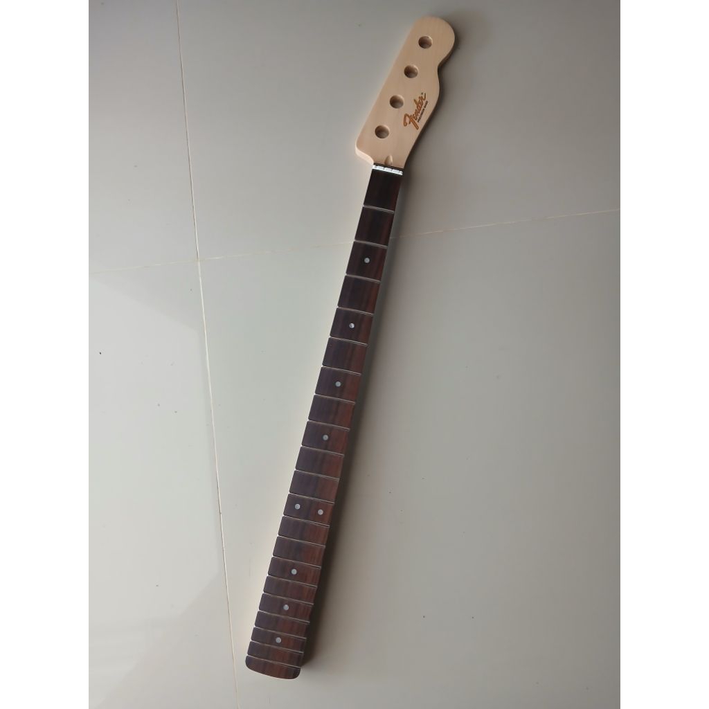 neck presision bass presicion bass