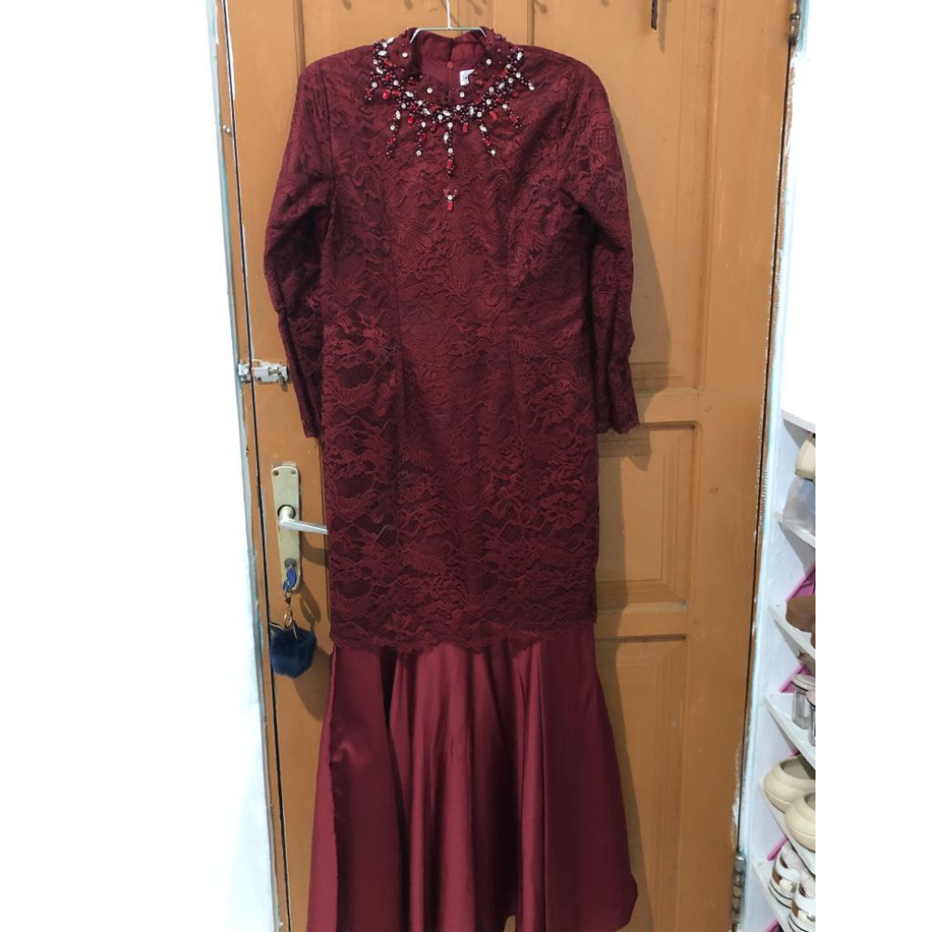 Preloved gaun dress merah
