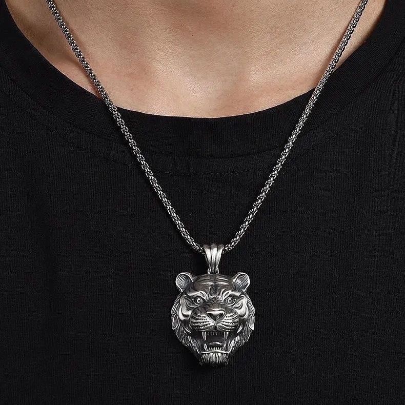 Kalung Liontin Fashion Desain Maung / Macan Silver Gaya Retro Unisex
