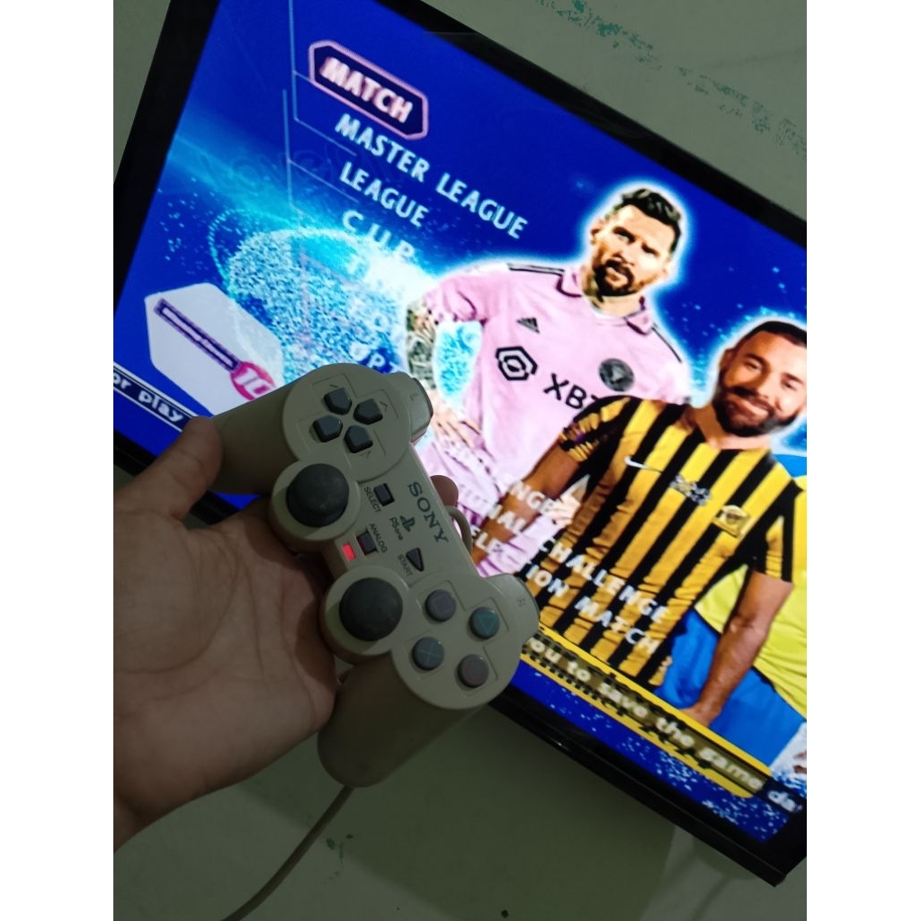 ps 2 slim silver second baik nyala normal tanpa USB game