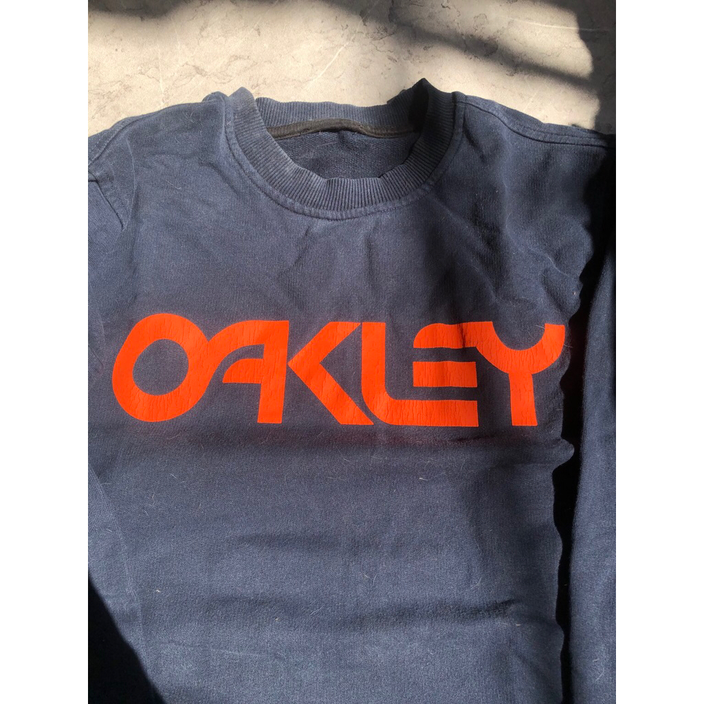 crewneck vintage Oakley
