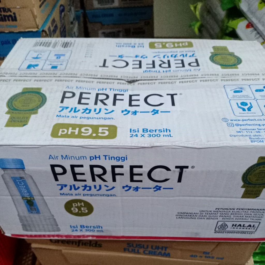 

PERFECT 300ML ALKALINE WATER AIR MINUM PH 9,5 (1 DUS ISI 24BTL) / PERFECT 300ML 300 ML