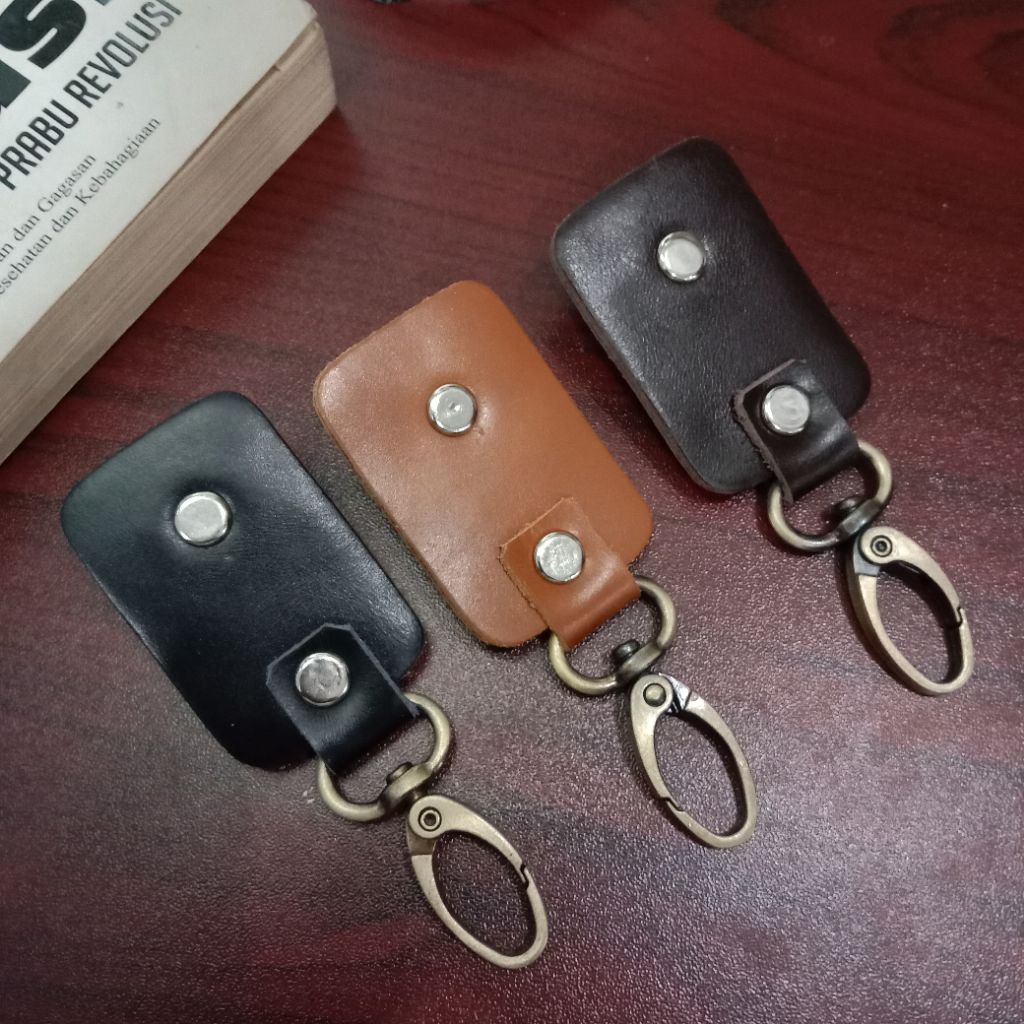 

Penjepit Idcard Kulit Sapi Jepitan Idcard Kulit Sapi