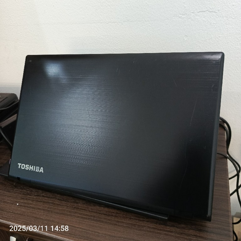Laptop Murah Toshiba B55 Intel Core i5 Gen6 RAM 8GB SSD128