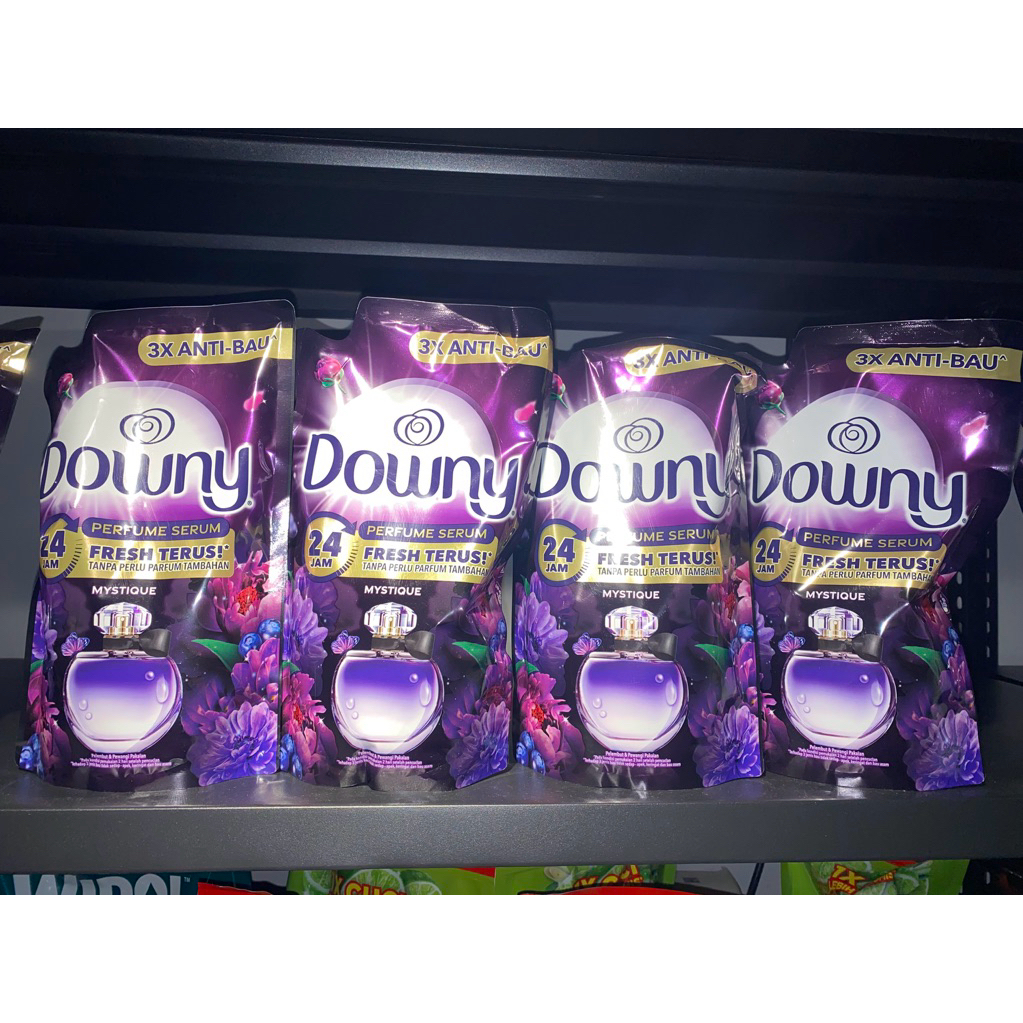 Downy Premium Parfum Mystique Pewangi dan Softener 600ML