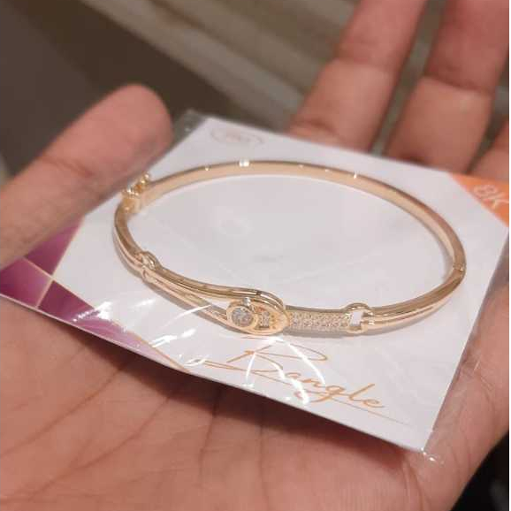 GELANG OVAL SIMPLE VARIASI ZIRCON KADAR 375 8K