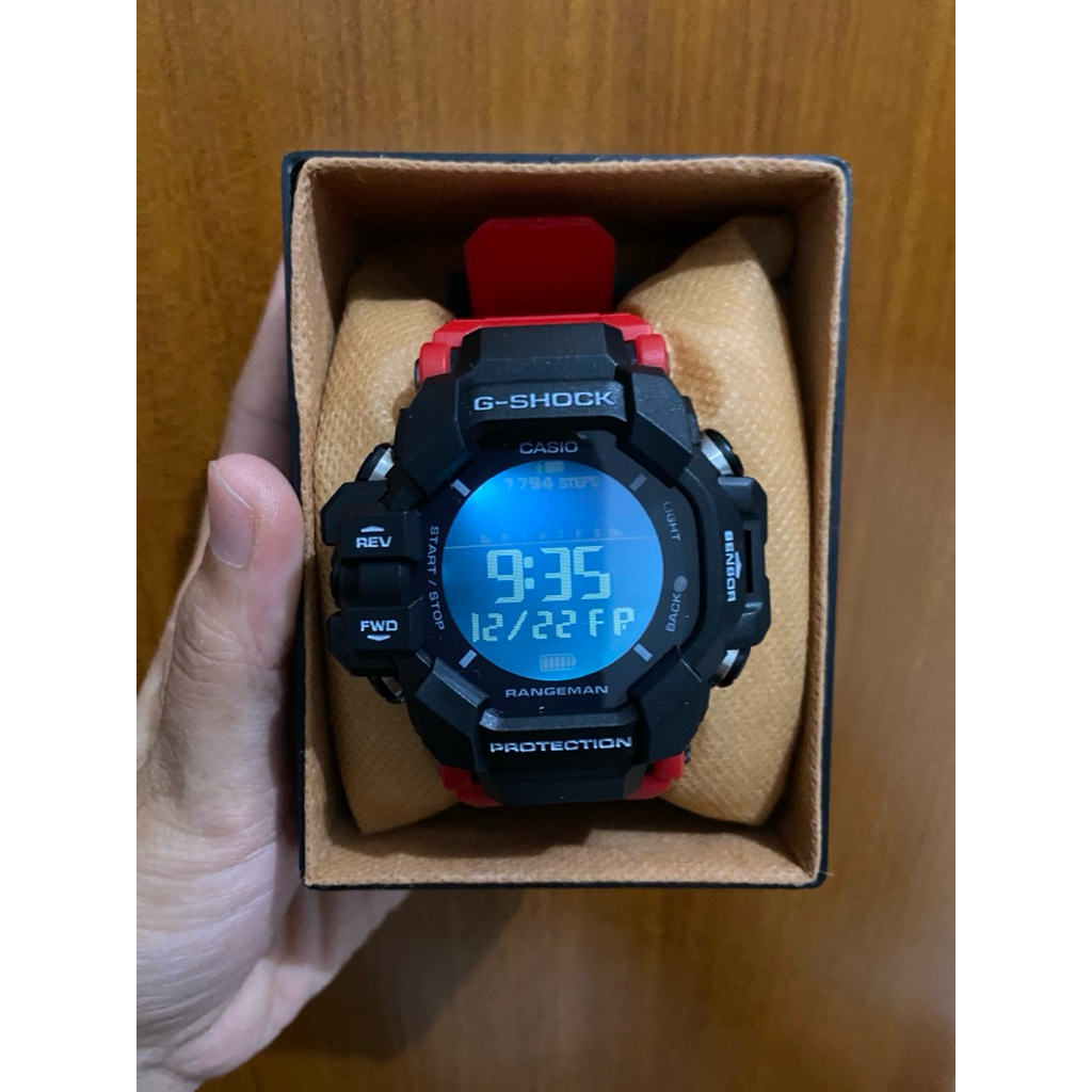 G-SHOCK GSW-H1000 RED