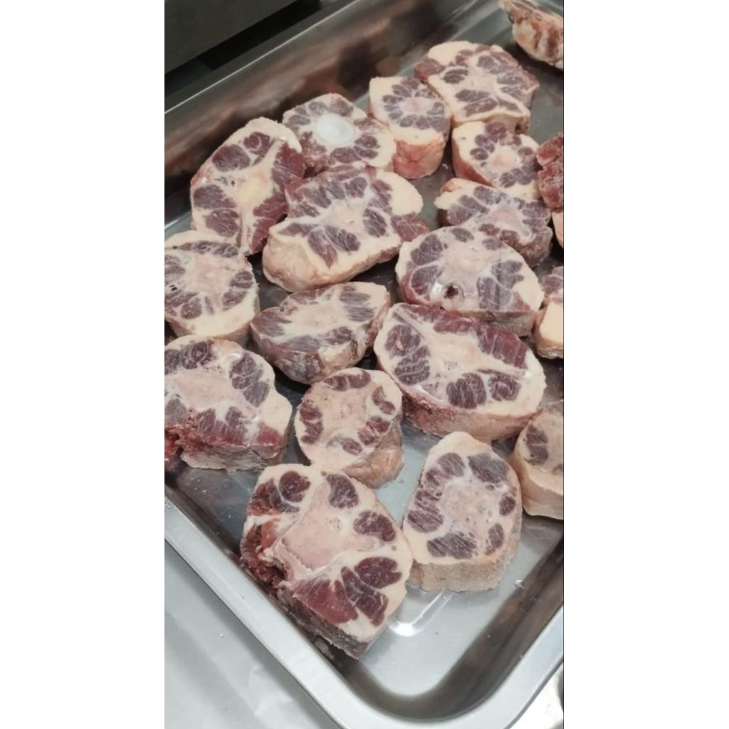

Daging Oxtail import 1 kg