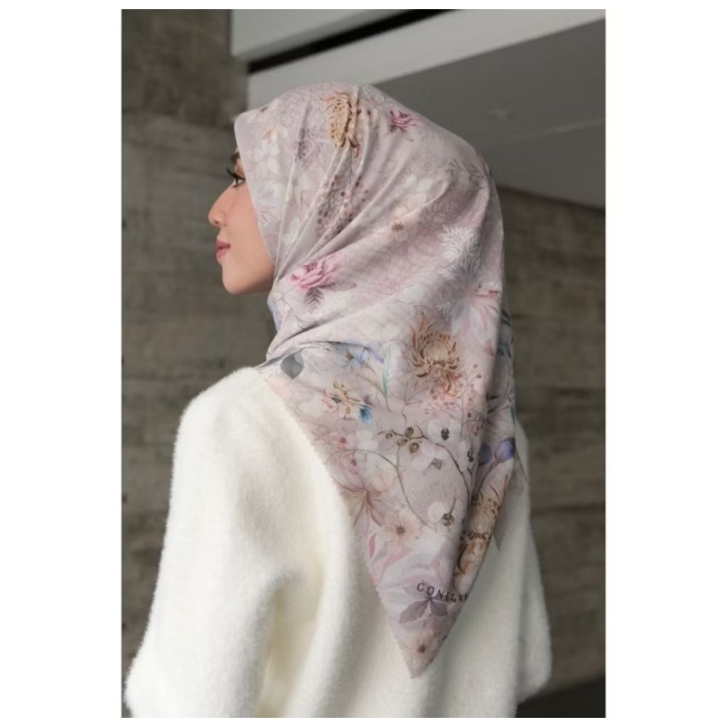 Daniah Scarf by Gonegani