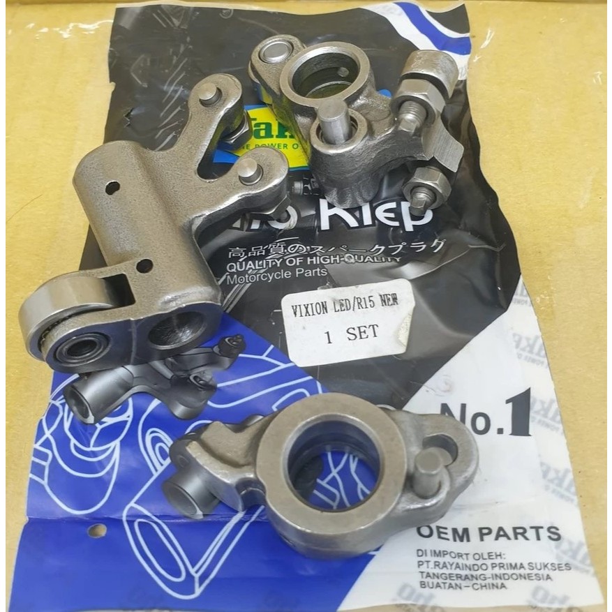 PELATUK KLEP VIXION LED/R 15 NEW (BK6-E2150-00 (IN) BK6-E2160-00 (EX)) MERK TAKEHO