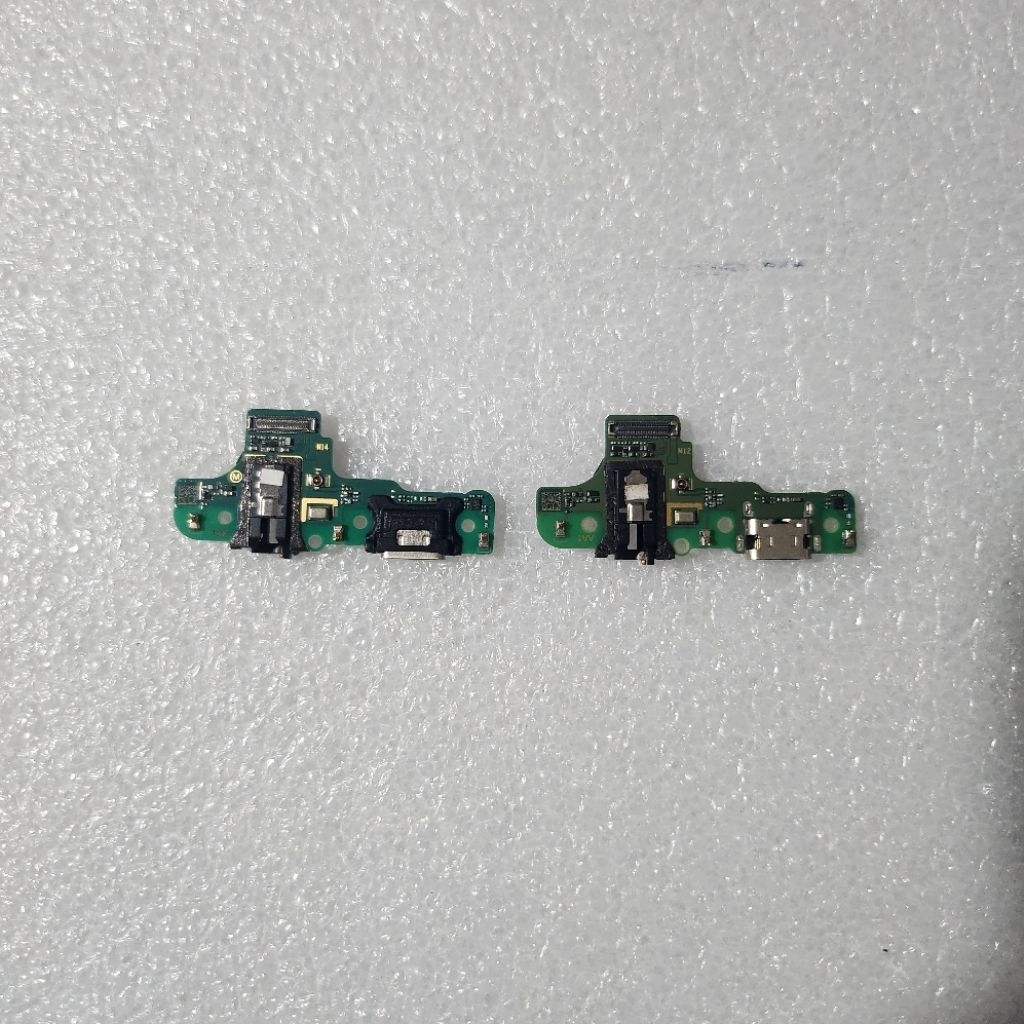 Papan Cas Samsung A20s Original