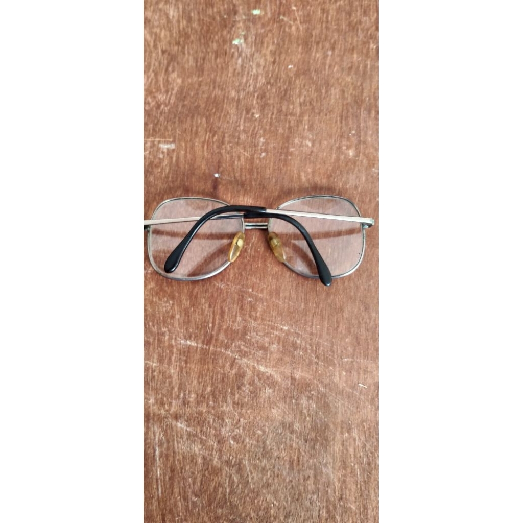 Kacamata Nigura Dusseldorf Germany