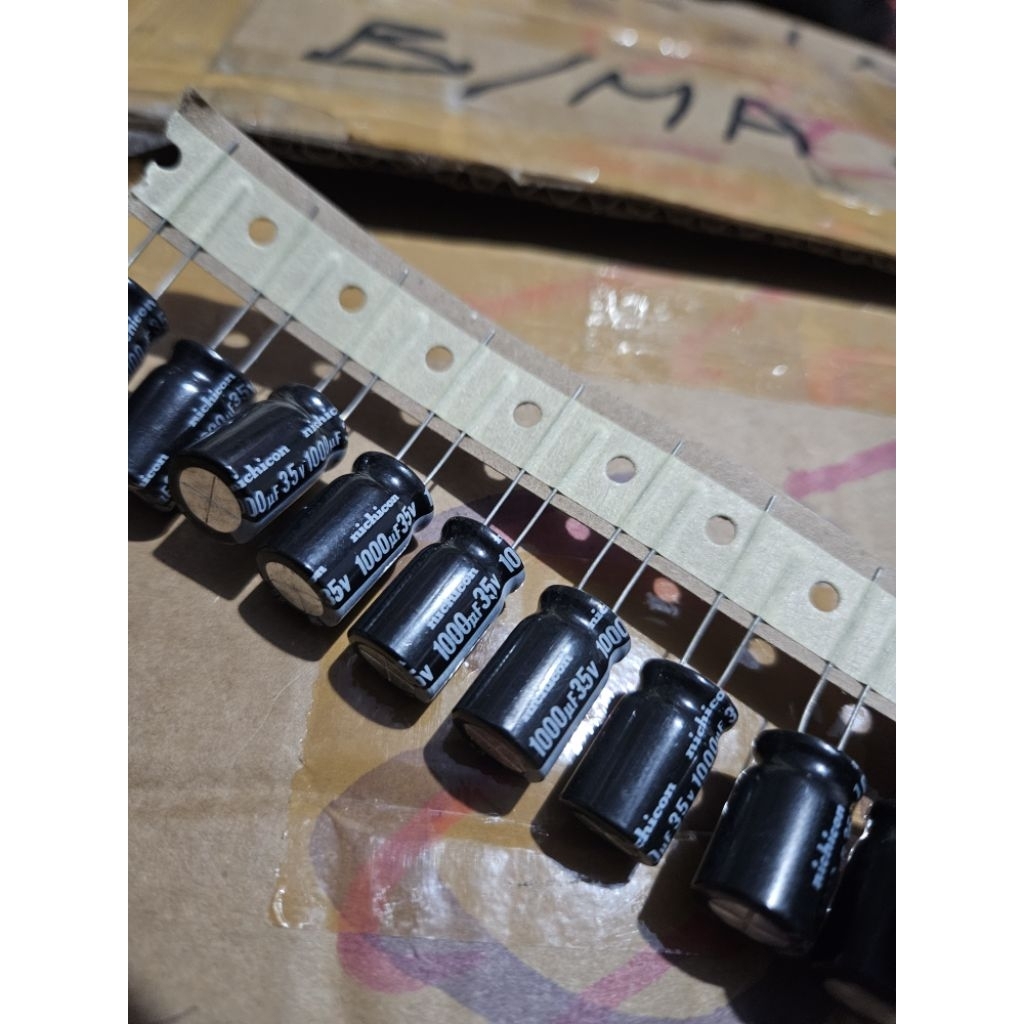 Elco Elko 1000UF Mikro - 35 Volt / 1000 UF 35V