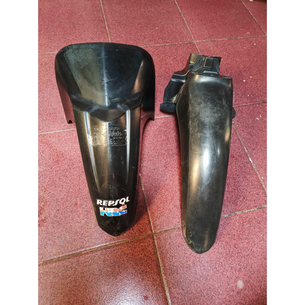 Spakbor depan A & B Honda Blade New 125 FI Injeksi Repsol Original