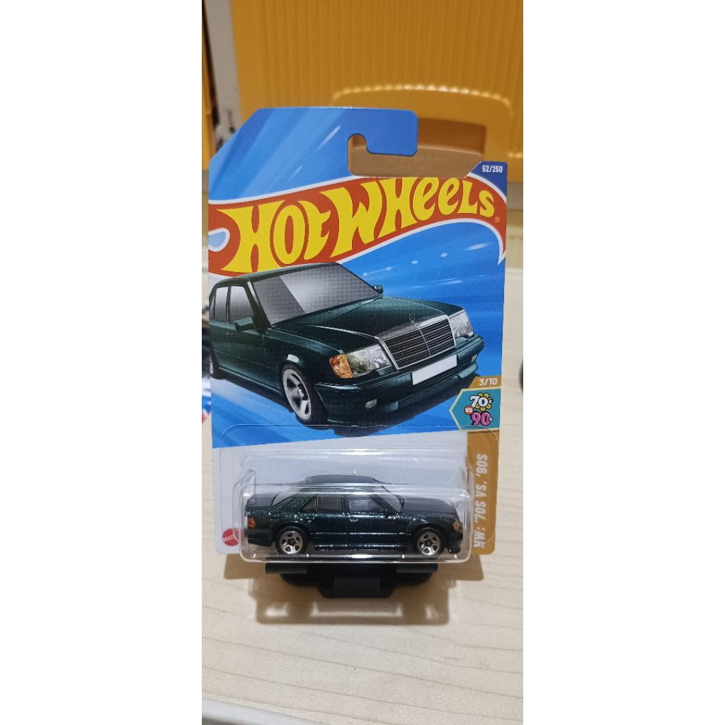 hotwheels mercedes-benz 500 E