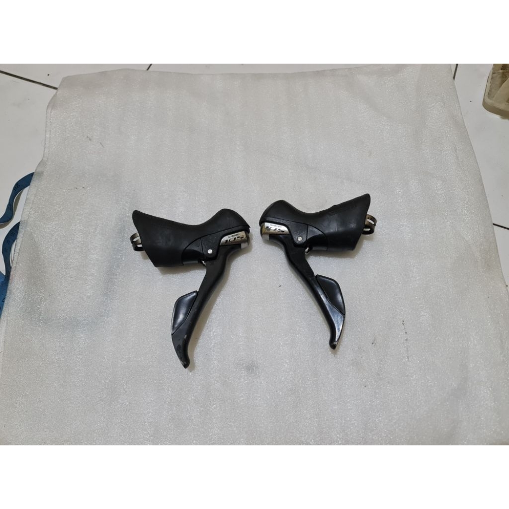 brifter shimano 105 seri 5800 speed 2x11 speed