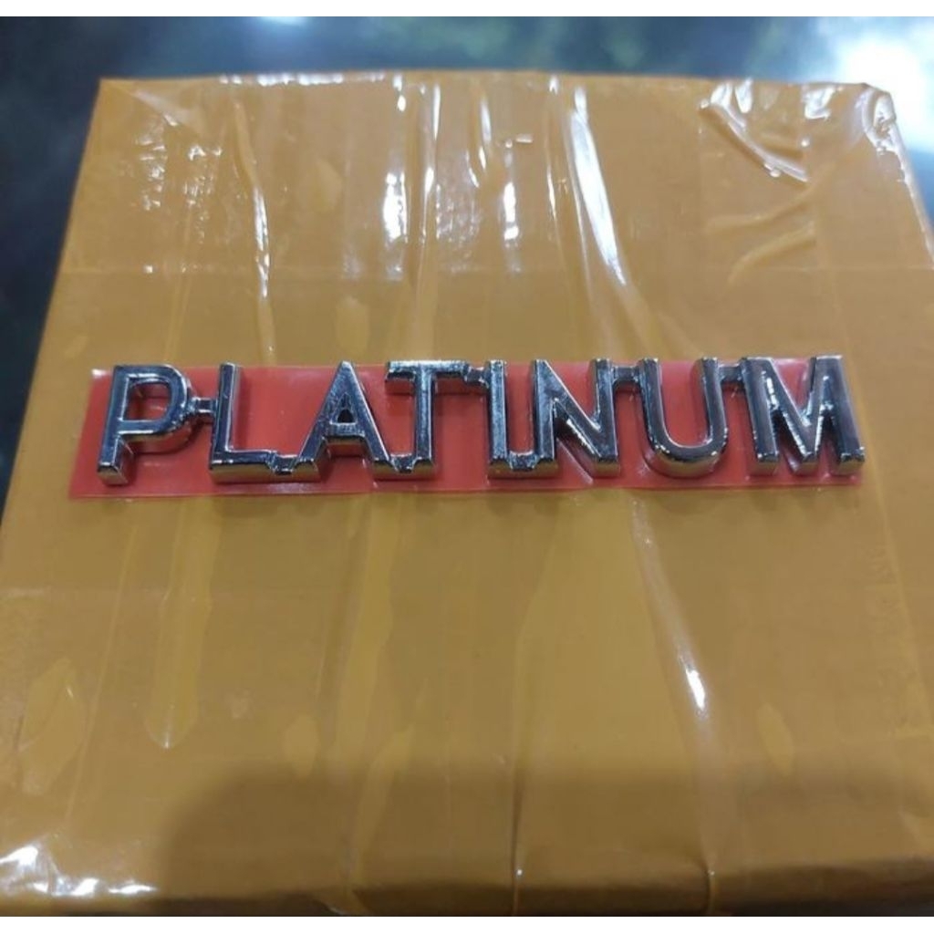 Emblem Tulisan Platinum Mobil KIA Sportage