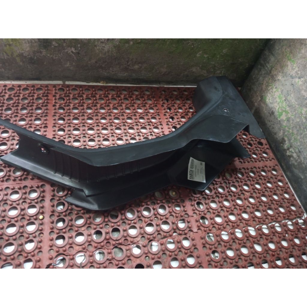 legshield tengah grand