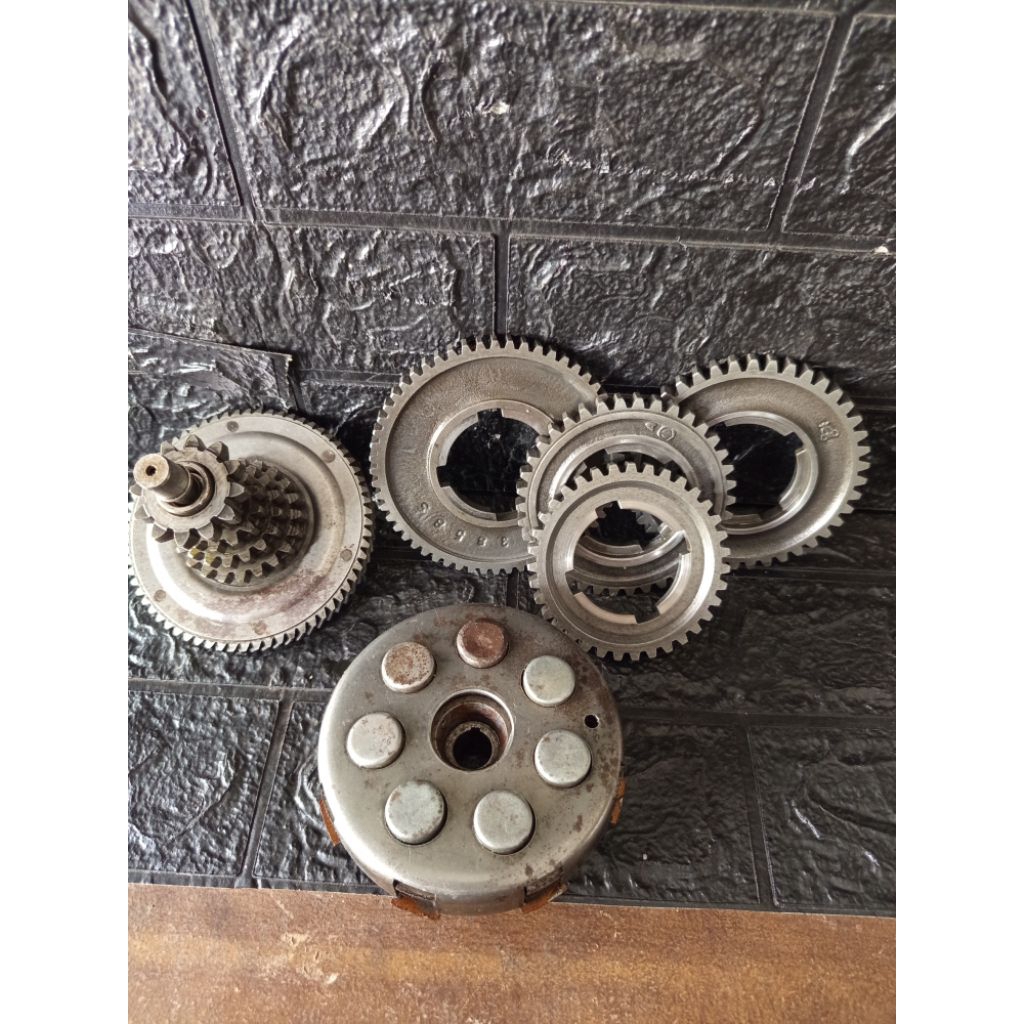 Gear gearbox gearset vespa ps strada aom original