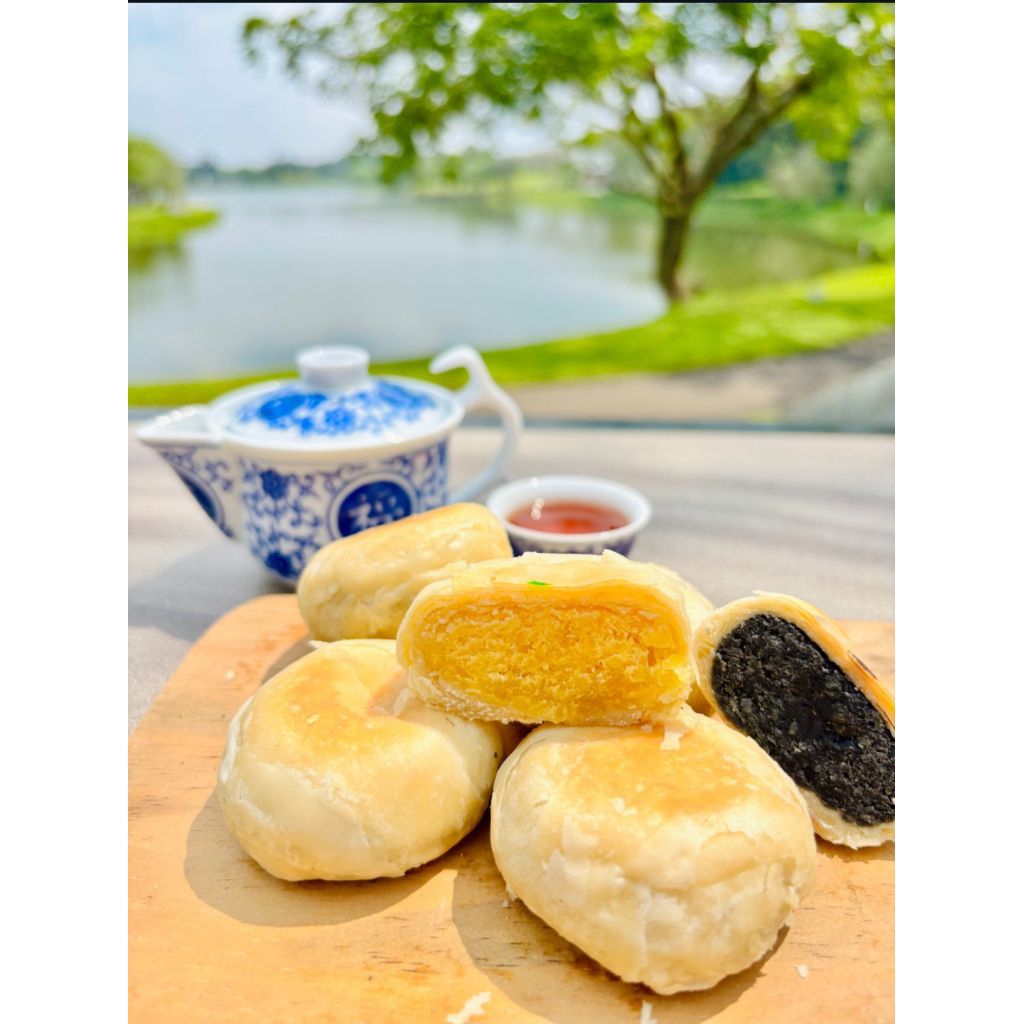 

Latopia Nyonya Ong