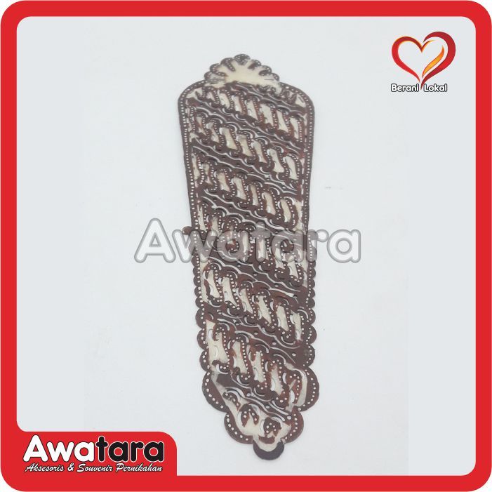 

Pembatas Buku Kulit Motif Batik Coklat