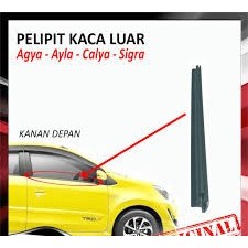 Karet List Pelipit Kaca Pintu Luar Depan Kanan Ayla Agya cayla sigra  68161-BZ110 good quality