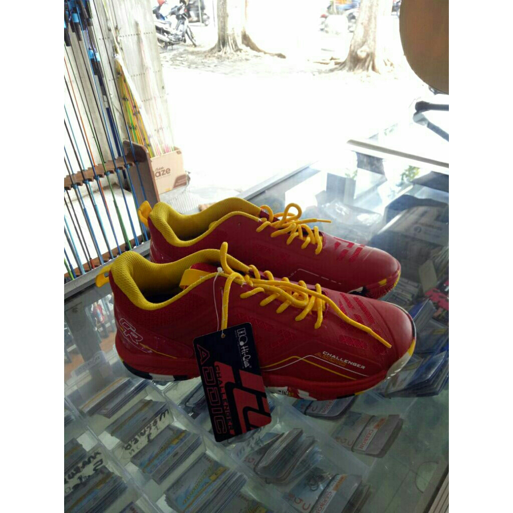 Badminton Shoes Sepatu Bulu Tangkis Hi-Qua Challenger Addic