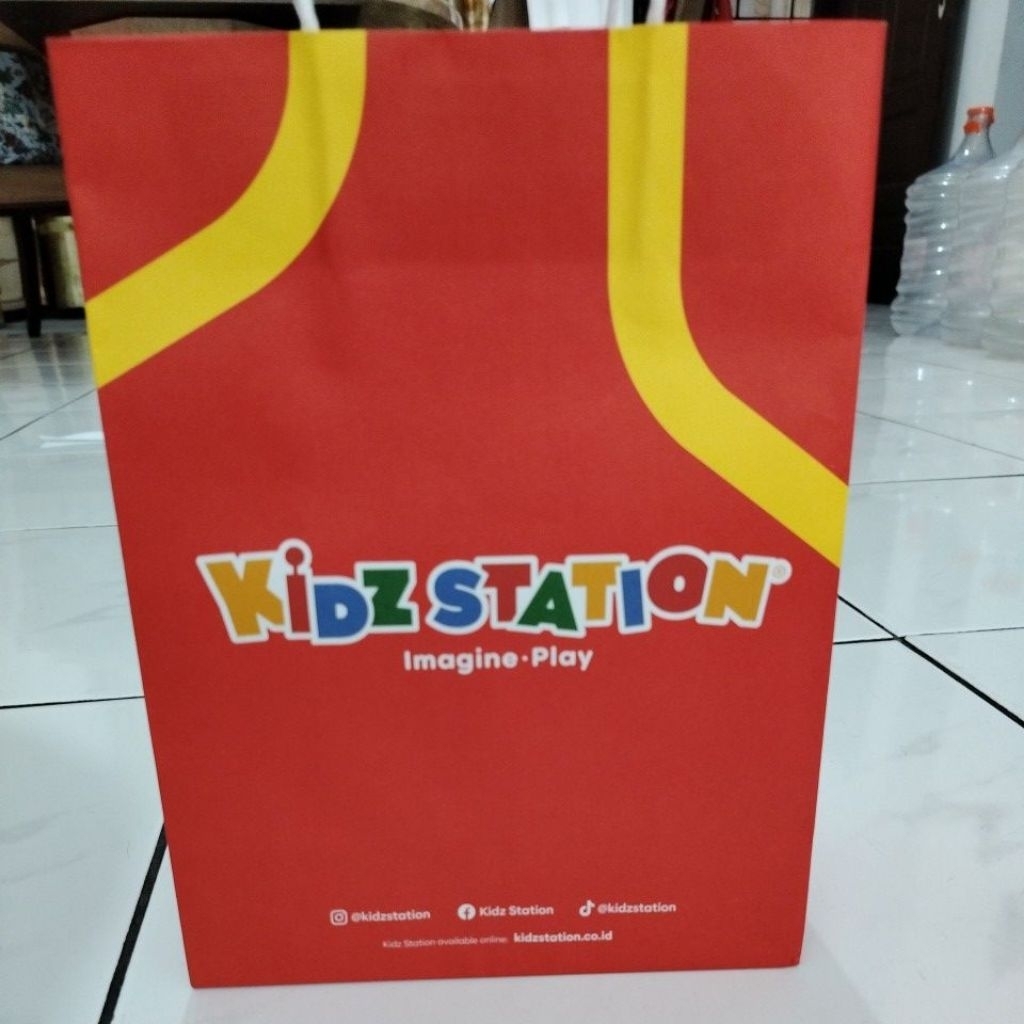 

Kidz Station Paperbag Authentic