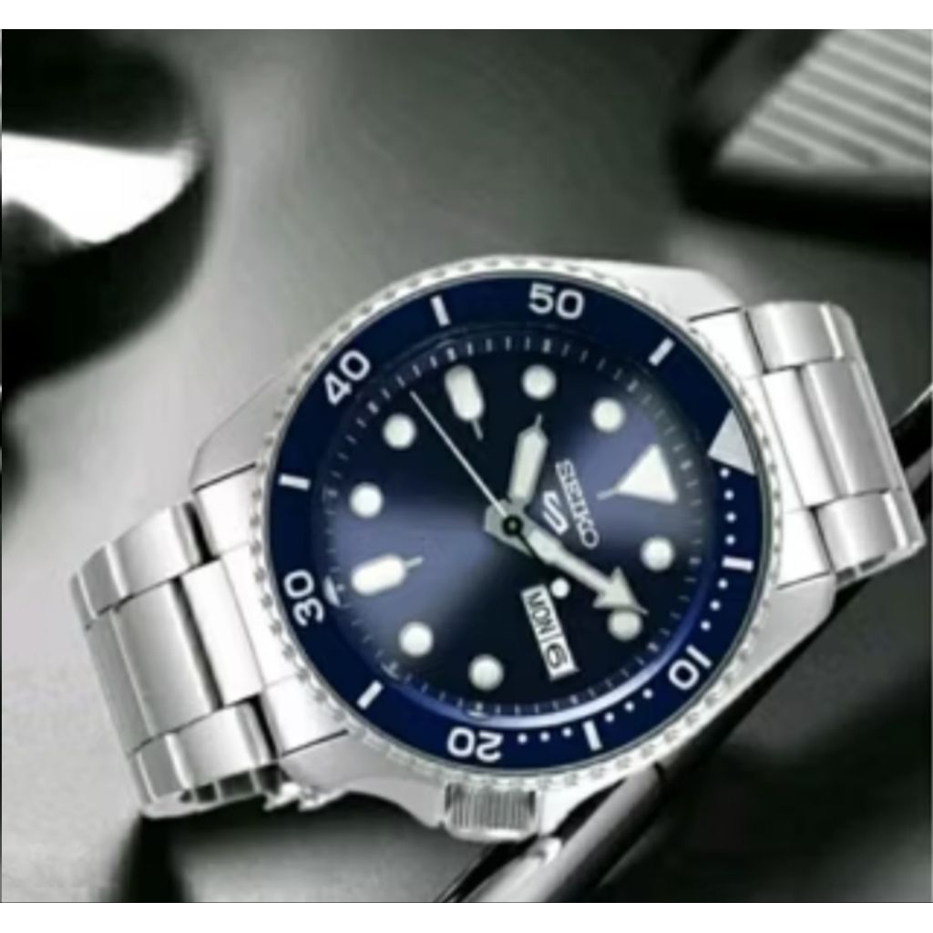 jam tangan pria seiko 5 rantai stainless jam tangan seiko rantai tanggal hari TD