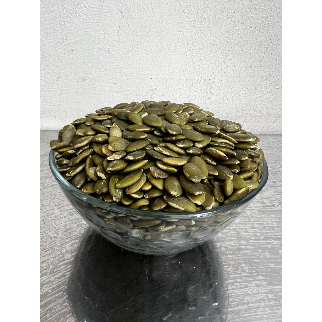 

Roasted Pumpkin Seeds 1000gram / Biji Labu Panggang 1 kg