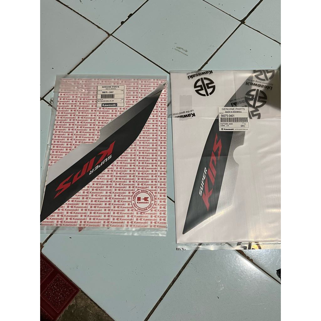 1 Set Kanan - Kiri Sticker Stiker Superkips Super Kips Kawasaki Ninja RR NEW Hitam 2015 Original - 5