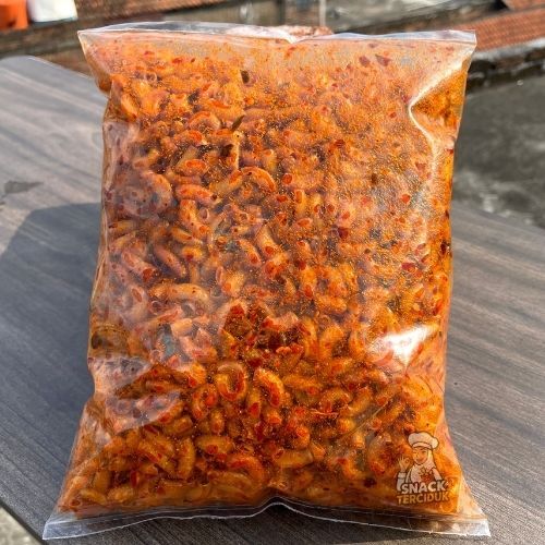 

Makaroni Bantet Pedas Daun jeruk Cikruh 500g