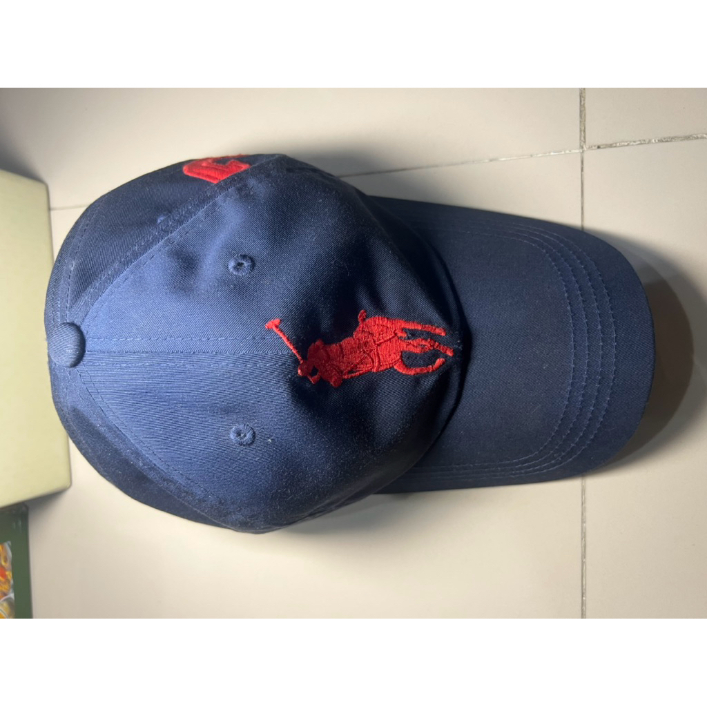 topi polo