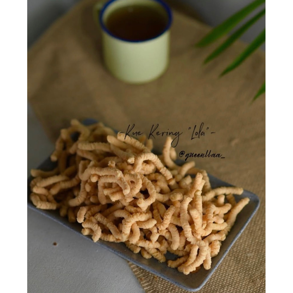 

kue akar pinang 1/4 dan kecil