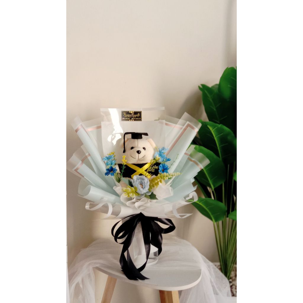 

Buket wisuda/kado wisuda