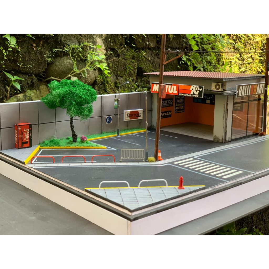 Diorama hotwheels skala 1:64 tema jalan dan bengkel