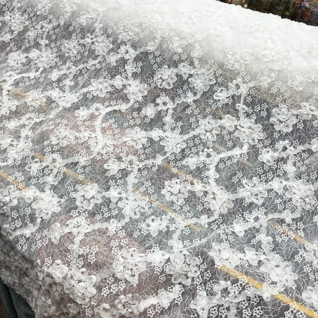 (50 CM) JAYA TEXTILES Bahan Kain Chantilly Bunga Timbul Premium Quality Brukat
