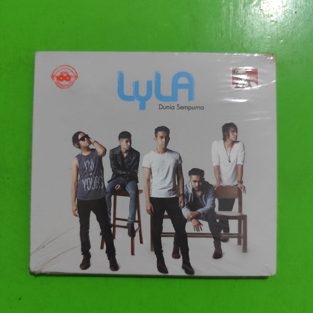 CD Original LYLA Dunia Sempurna