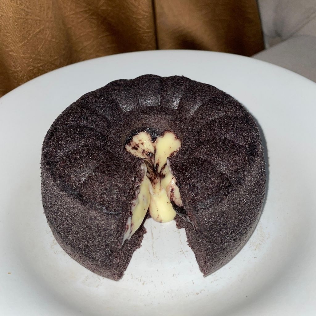 

Bolu Ketan Hitam Keju Lumer 13cm