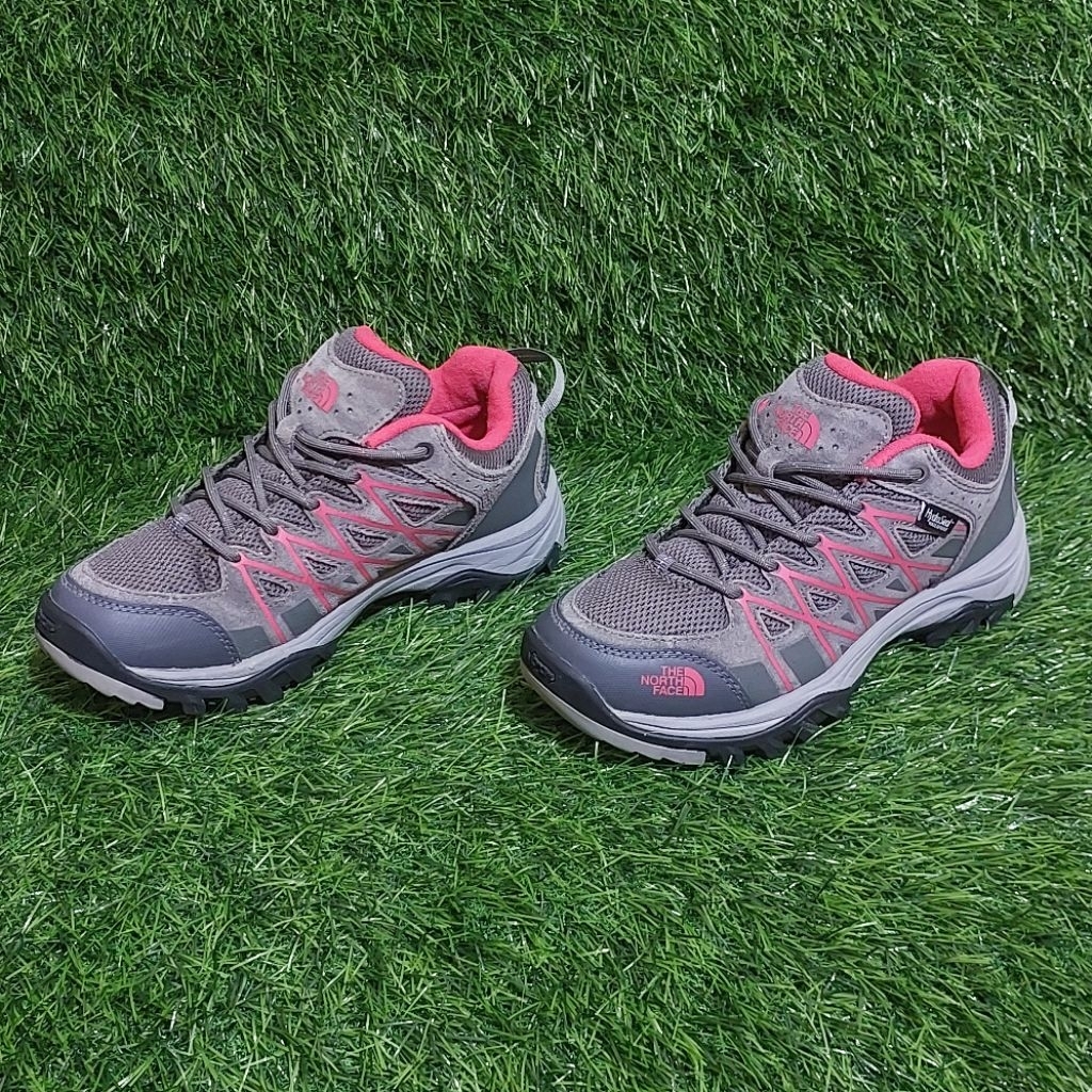 Sepatu Sneakers Outdoor Anak Gunung Hiking Trekking Trail Run Preloved/Second