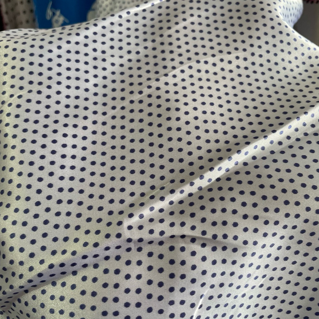 kain satin silk motif polkadot 0,3cm premium - kain satin silk original - warna polka ungu - kain sa