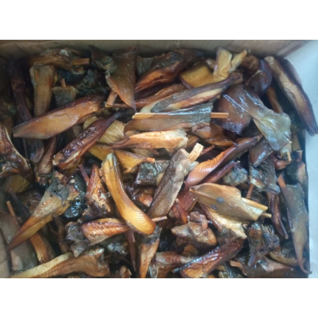 

Ikan Pari Asap Premium isi 250 Gr