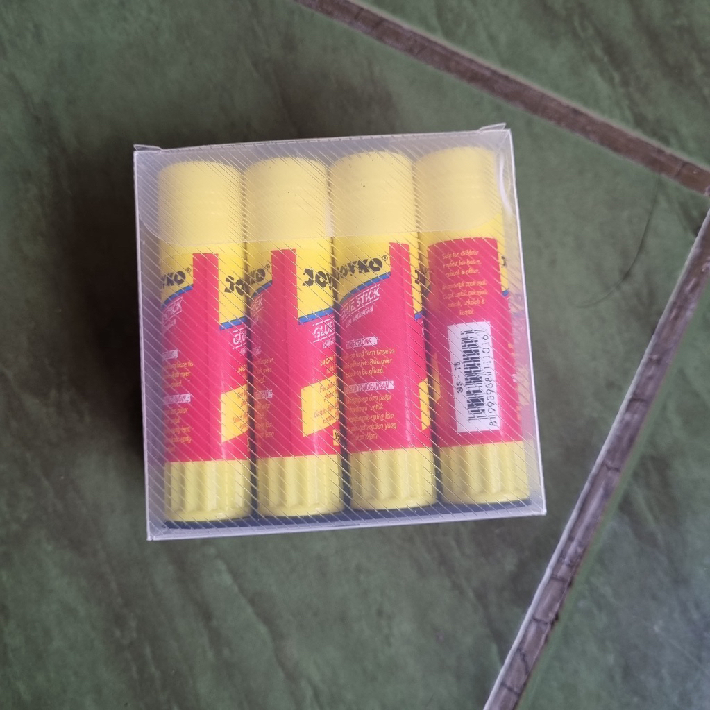 

Lem Kertas Tipe Stick