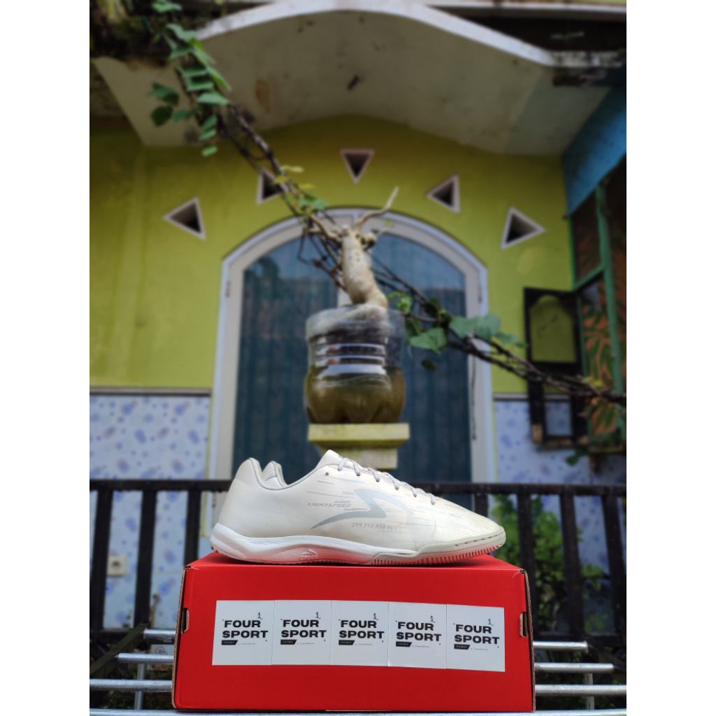 specs ls reborn Illuminate silver