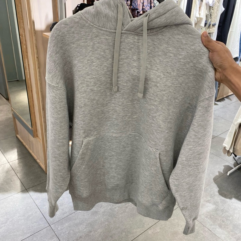 Jastip. Hoodie Polos Pull&Bear (Man)