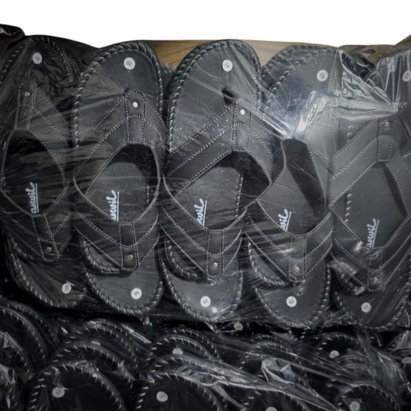 Paket Usaha Kodian Sandal Kulit Pria ( 1 KODI = 20 Pasang )