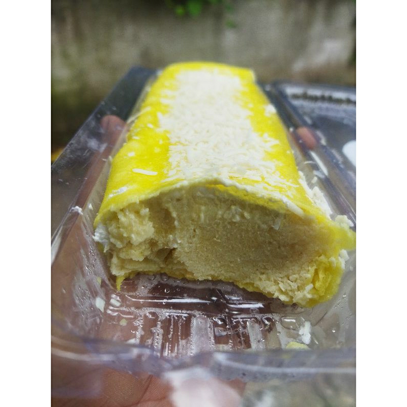 

pancake durian roll premium