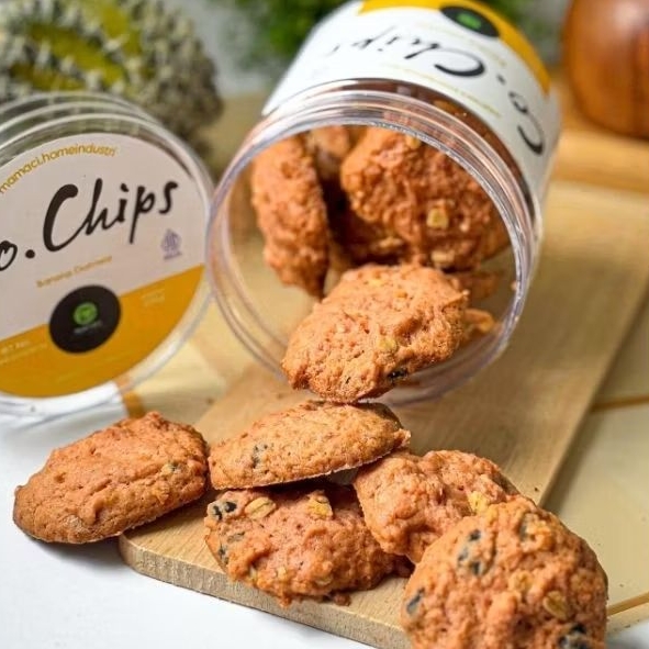 

Kue kering. kue lebaran. CO.CHIPS BANANA OATMEAL
